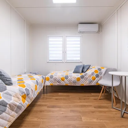 Motel Taskan *